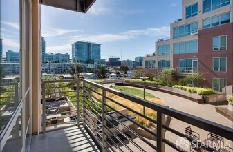 325 Berry St in San Francisco, CA - Building Photo - Building Photo