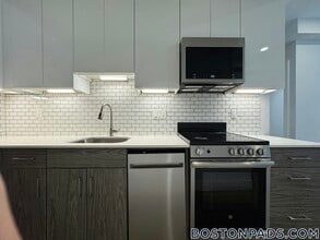 11 Peterborough St in Boston, MA - Building Photo - Building Photo
