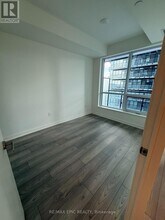 120 Broadway Ave in Toronto, ON - Building Photo - Building Photo