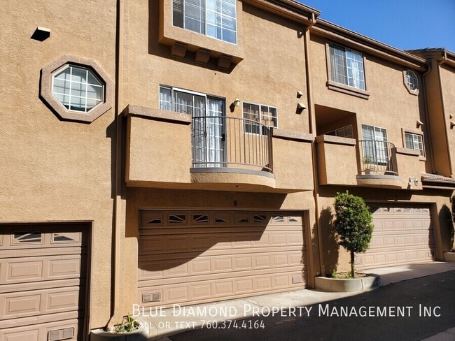 12505 El Camino Real in San Diego, CA - Building Photo - Building Photo