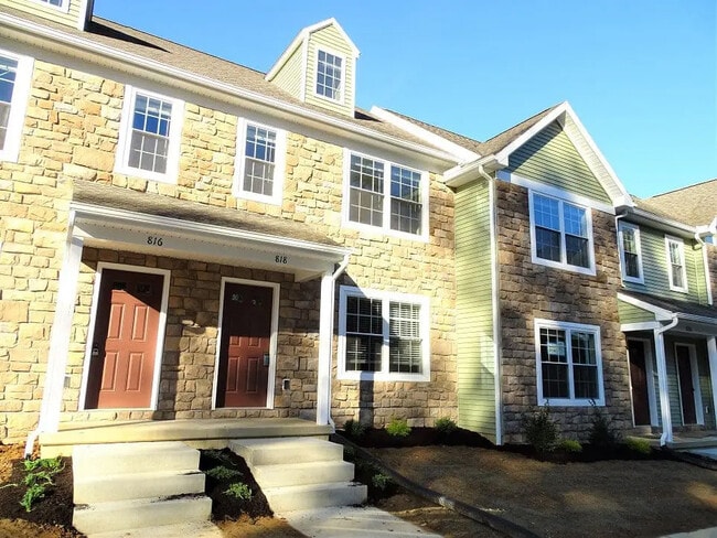 property at 818 Byler Cir