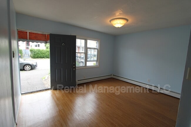 508 E Diamond Ave in Hazleton, PA - Building Photo - Building Photo