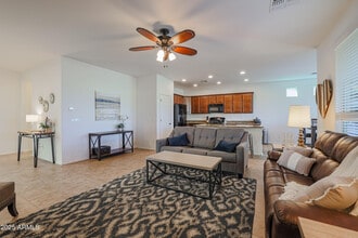 42016 W Ellington Ln in Maricopa, AZ - Building Photo - Building Photo