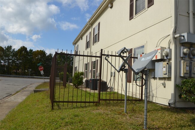 property at 304 Dell Ct