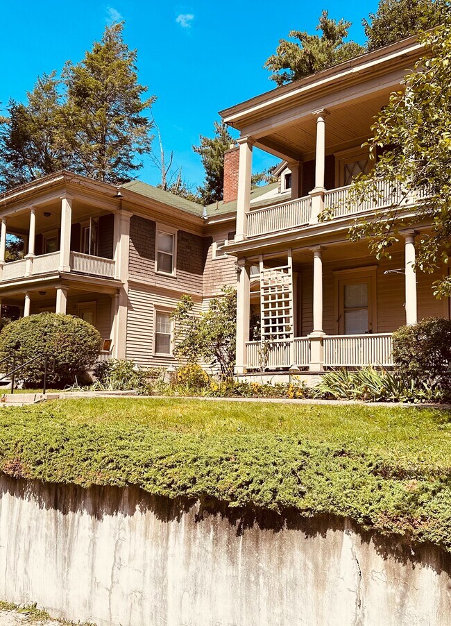 property at 110 Heights Ct