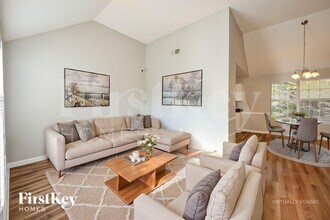 4193 Waldrop Hills Terrace in Decatur, GA - Foto de edificio - Building Photo