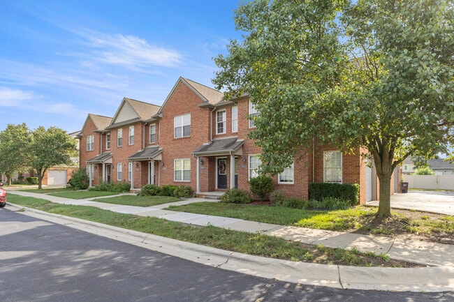 13181 Turnberry in Southgate, MI - Building Photo - Building Photo