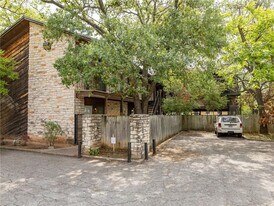 4701 Red River St in Austin, TX - Building Photo