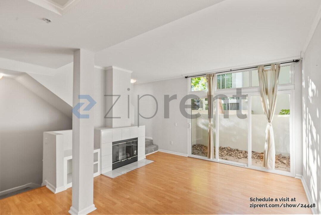 334 Dunsmuir Terrace in Sunnyvale, CA - Building Photo