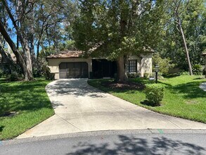 6665 Water Oak Ct in Spring Hill, FL - Foto de edificio - Building Photo