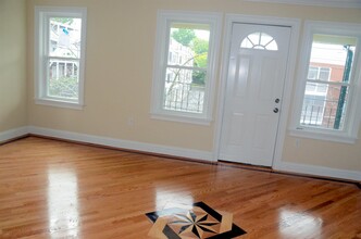 37 Edgar Ave, Unit #2 in Somerville, MA - Building Photo - Building Photo