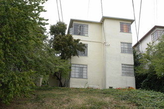 Ivy Drive Apartments in Oakland, CA - Building Photo - Building Photo