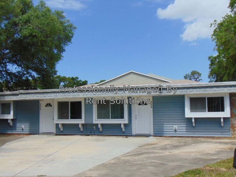 217 Debby Ct-Unit -A in Largo, FL - Building Photo