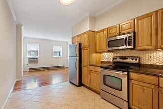 1016 Willow Ave in Hoboken, NJ - Building Photo - Building Photo