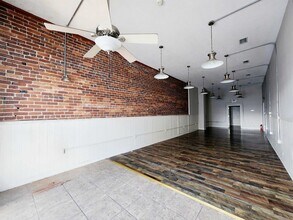 111 1/2 E Green St in Perry, FL - Building Photo - Building Photo