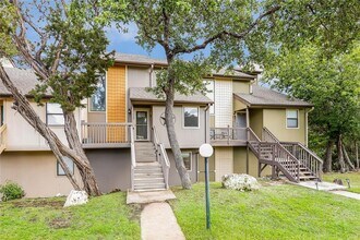 169 Comanche Dr in Lago Vista, TX - Building Photo - Building Photo