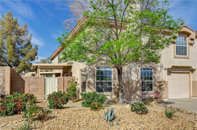 1602 Coyote Run Dr in Henderson, NV - Building Photo - Building Photo