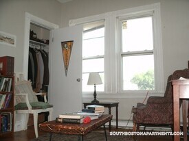 1175 Boylston St, Unit 3 in Boston, MA - Building Photo