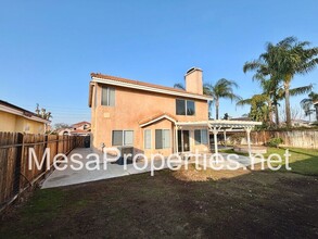 2144 Colunga St in Colton, CA - Building Photo - Building Photo