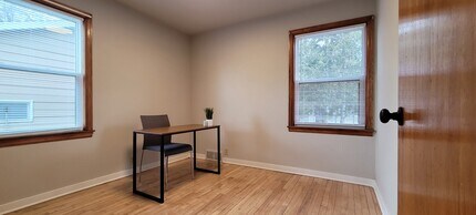 2724 Stanley St in Stevens Point, WI - Building Photo - Building Photo