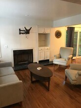 106 Tulip Tree Ct in Ann Arbor, MI - Building Photo - Building Photo