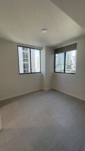 341 SW 18th Rd, Unit B3 in Miami, FL - Building Photo - Building Photo