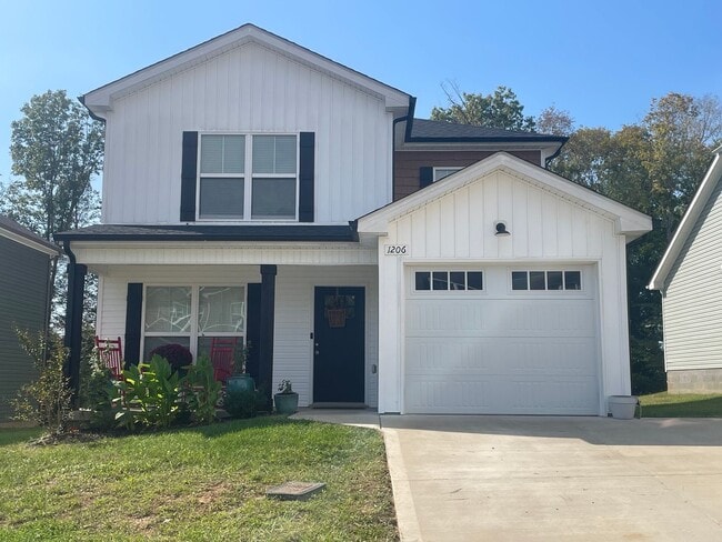 property at 1206 Cottonwood Dr