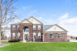 344 W Columbine Ln in Westfield, IN - Building Photo