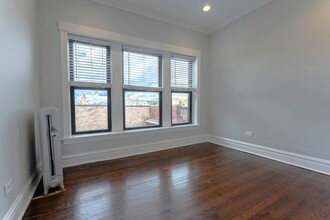 4705 N Albany Ave, Unit 1 in Chicago, IL - Building Photo - Building Photo