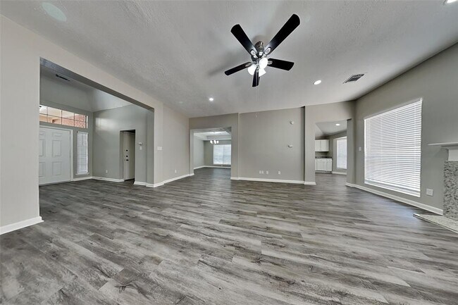 13703 Dempley Dr in Houston, TX - Building Photo - Building Photo