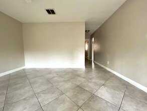 35 E Winter Park St in Orlando, FL - Building Photo - Building Photo