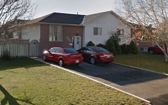 2607 Foxmeadow Rd in Peterborough, ON - Building Photo