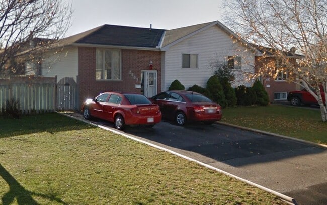 property at 2607 Foxmeadow Rd