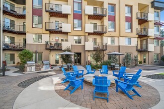 AMLI Cherry Creek in Denver, CO - Building Photo - Building Photo