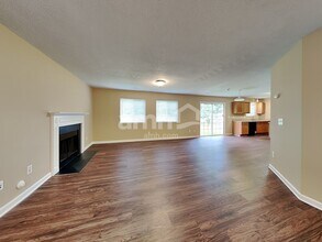 5710 Waterpoint Dr in Browns Summit, NC - Building Photo - Building Photo