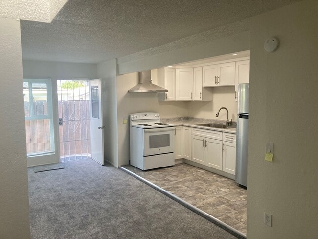 3359 Landis St in San Diego, CA - Building Photo - Building Photo