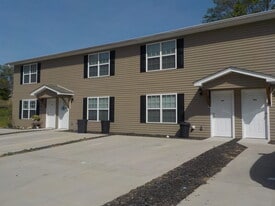 1295 Pond St SE in Cleveland, TN - Building Photo