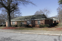 Brockwood Senior Housing in Greenville, SC - Foto de edificio - Building Photo