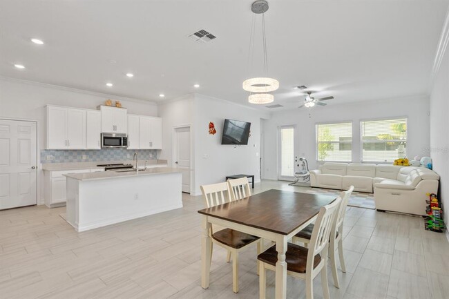 7703 S Mascotte St in Tampa, FL - Building Photo - Building Photo