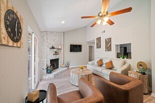 2523 Village Oak Dr. in Katy, TX - Building Photo