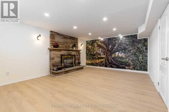 12 Scarden Ave in Toronto, ON - Building Photo - Building Photo