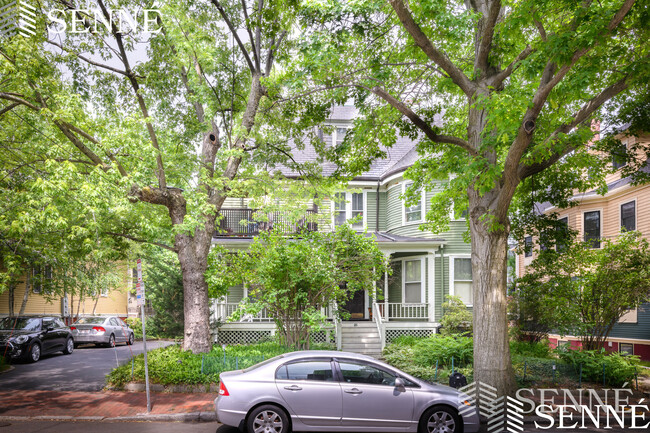 25 Highland Ave, Unit 2L