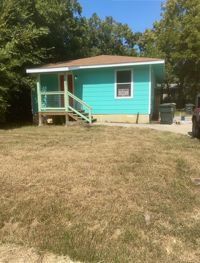 309 Lee St