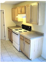 Vista Lane Apartments in Spencer, MA - Building Photo - Interior Photo