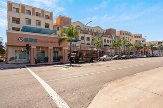 Alhambra Regency Plaza in Alhambra, CA - Building Photo - Building Photo