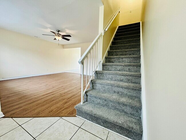 718 Spence Cir in Virginia Beach, VA - Building Photo - Building Photo