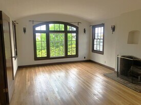1683 Scenic Ave in Berkeley, CA - Building Photo