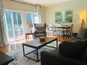 5407 Shaded Villa Ct in Raleigh, NC - Building Photo - Building Photo