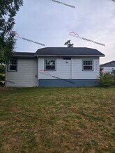 2994 US-12 in Silver Creek, WA - Building Photo - Building Photo