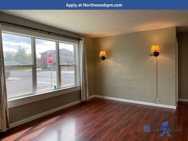 32 Lincoln St in Medford, OR - Building Photo - Building Photo